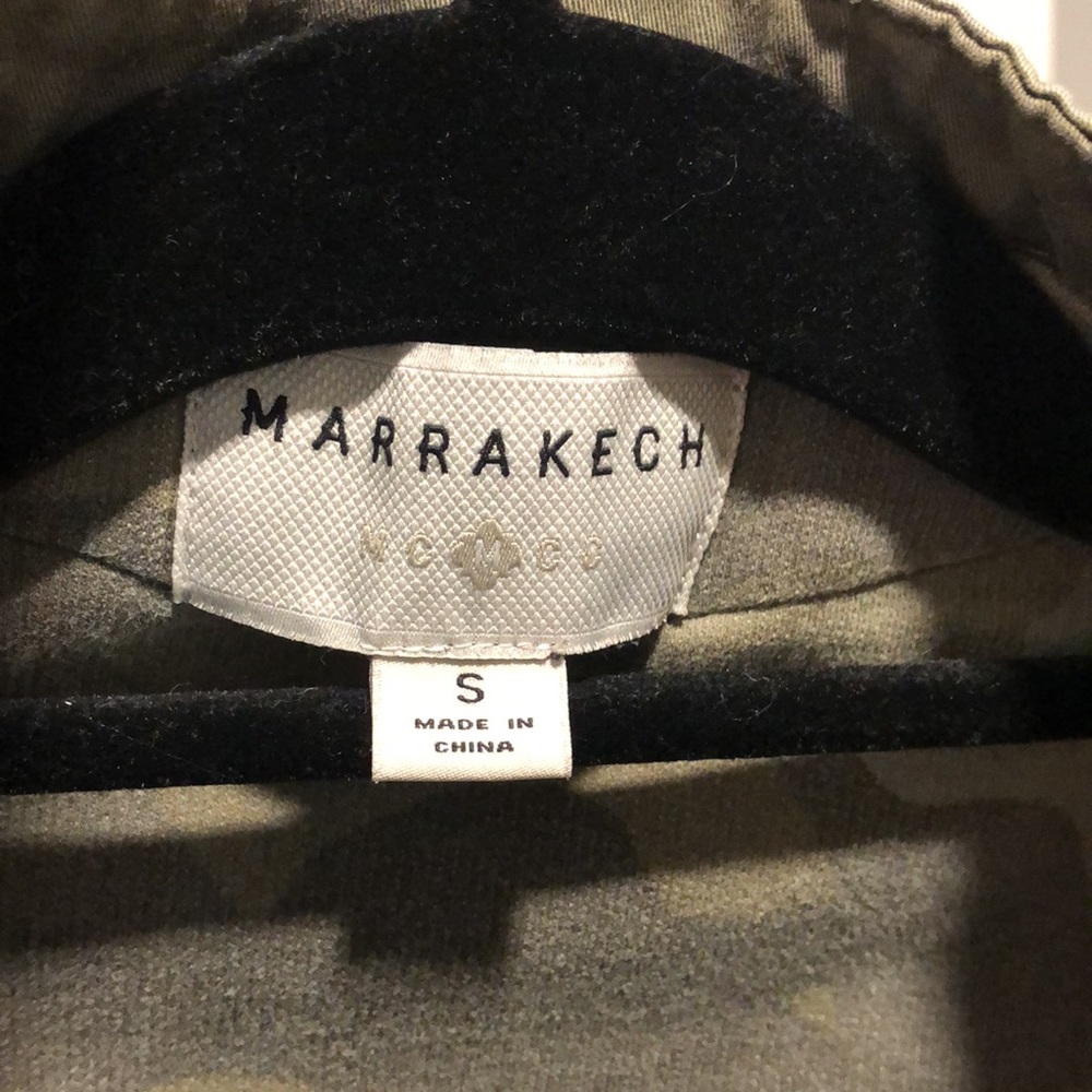 Light weight jacket - Picture 3 of 4